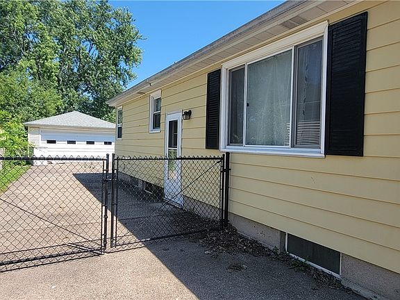 4th image of 1251 94th St