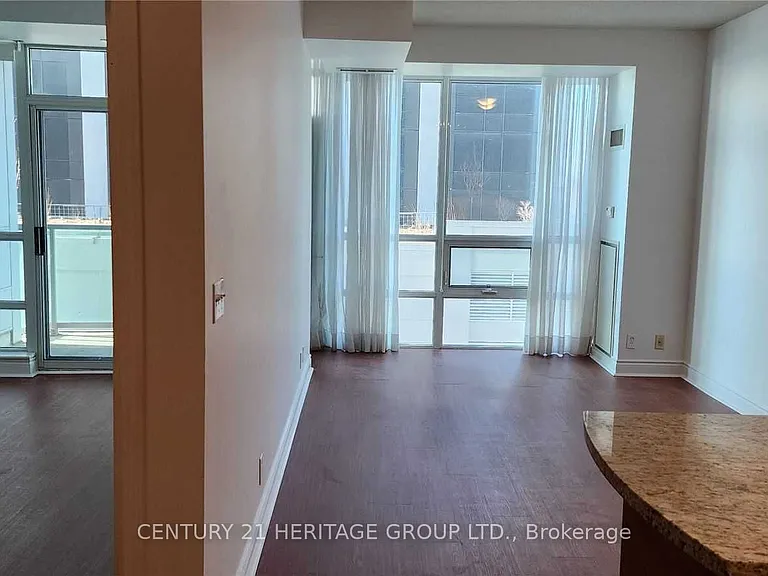 1910 Lake Shore Blvd W #702 — Photo 21