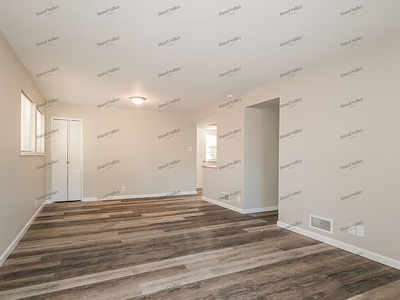 3rd image of 820 Mullanphy Ln