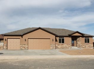 207 Meadow Point Ct, Grand Junction, CO 81503