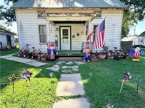 412 S Bismark St, Concordia, MO 64020