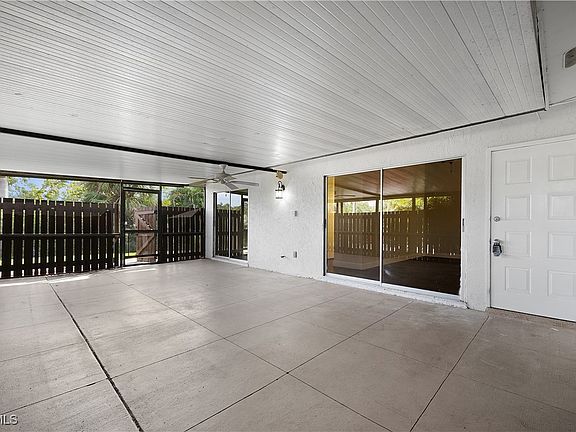 5th image of 15524 Crystal Lake Dr