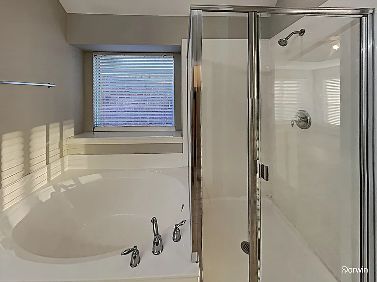 5813 Ozark Dr — Photo 9