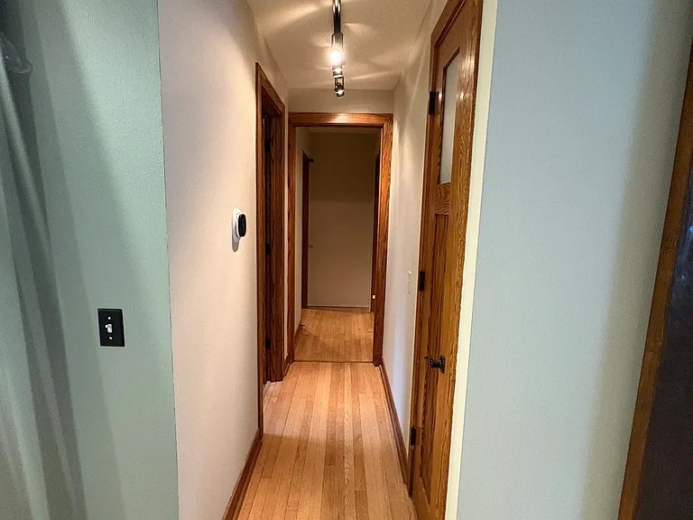 916 W Dean Ave — Photo 12