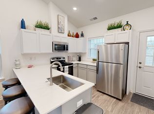 Highland Knolls, Howell, MI 48843