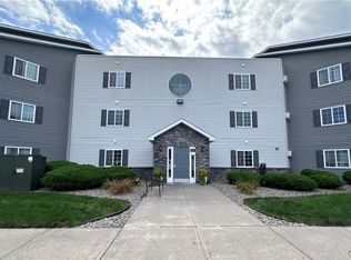 1224 Landrush Way, Baldwinsville, NY 13027