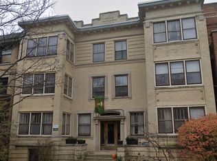 1055 W Columbia Ave #1053-1, Chicago, IL 60626