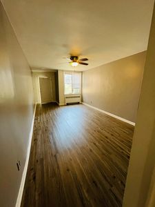 1369 Hobart Ave, Bronx, NY, 10461