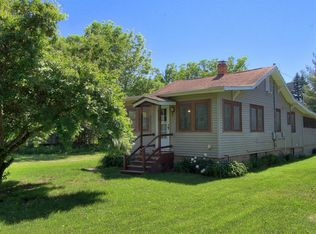 N1421 Thistle Dr, Genoa City, WI 53128