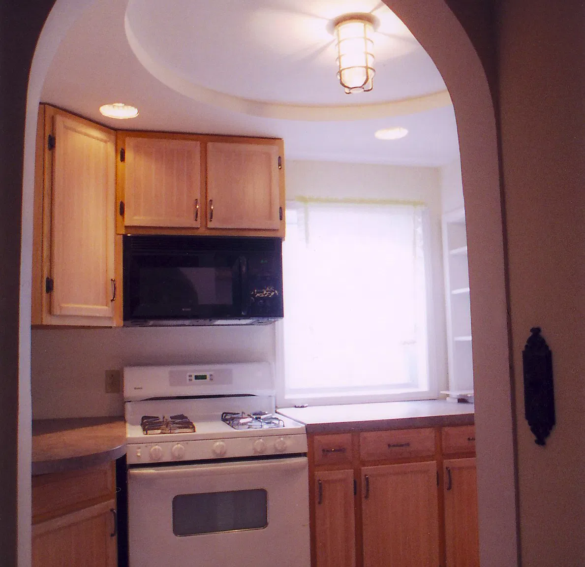 25 Central Ave — Photo 2