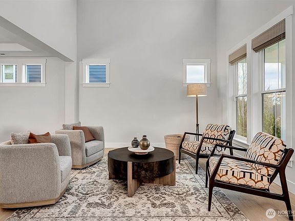 4th image of 12143 NE 170th Place