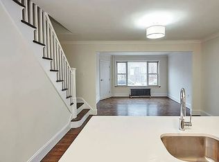 20-74 33rd St #1, Astoria, NY 11105