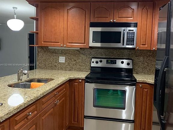 2nd image of 401 Ocean Dr APT 311