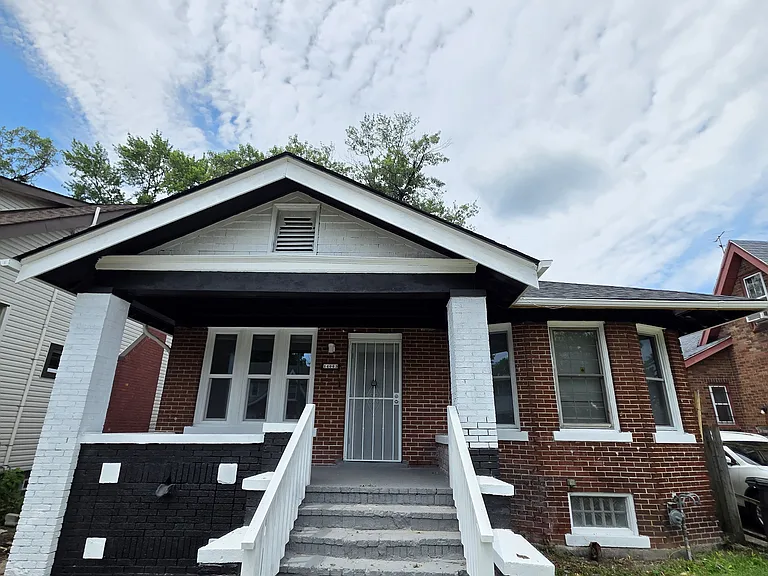 14063 Freeland St — Photo 3
