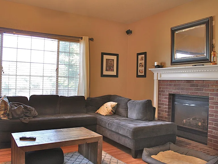 3837 Garnet Way — Photo 9
