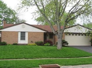 7211 Rustic Woods Dr, Dayton, OH 45424