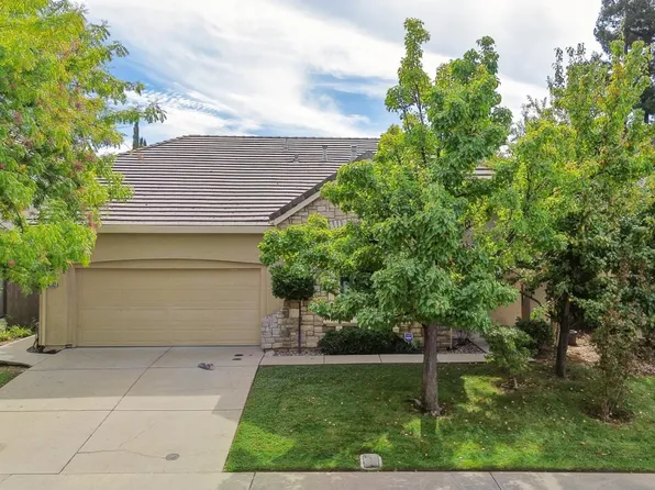 6032 Roswitha Ct, Carmichael, CA 95608