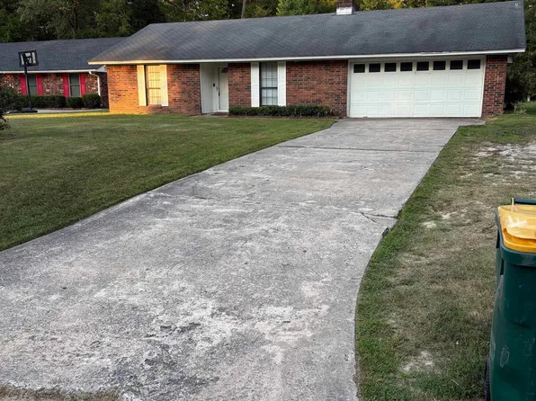 6600 S Mulberry St, Pine Bluff, AR 71603