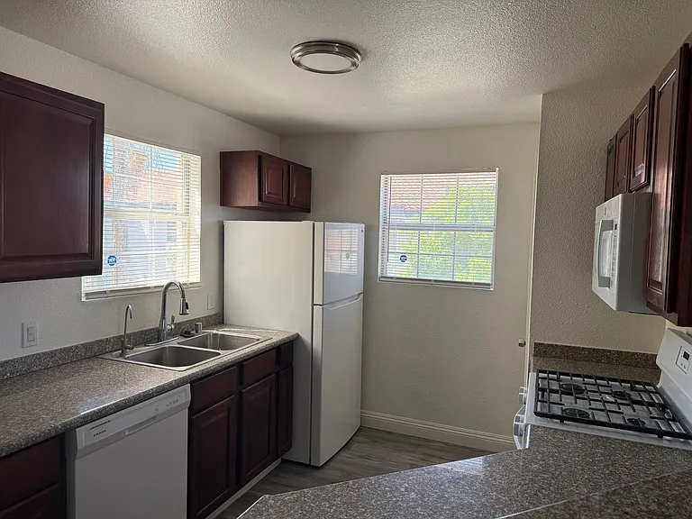 2801 N Rainbow Blvd #203 — Photo 4