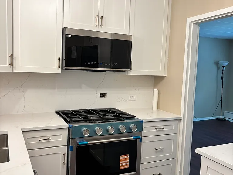 1318 Central St #1N — Photo 10