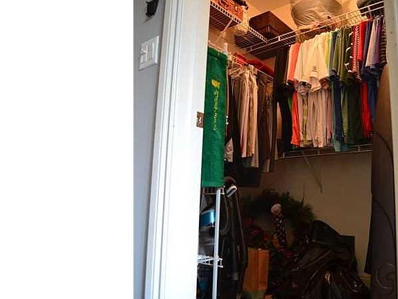 5th image of 719 SW 4th Ave #7