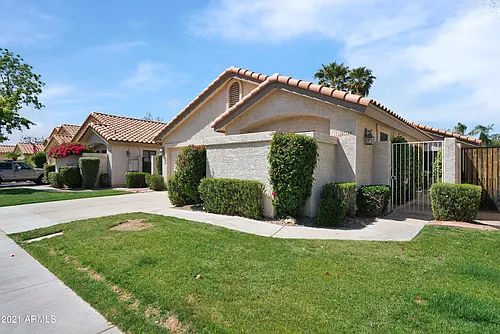 11010 W Poinsettia Dr Photo 1