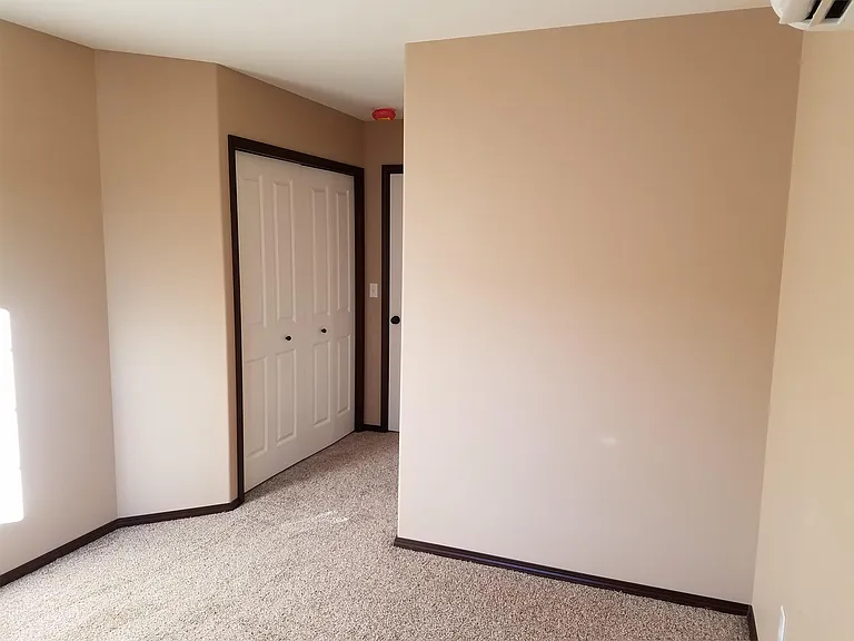 507 N Ruby St — Photo 7