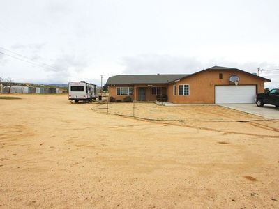 32943 Longview Rd, Pearblossom, CA, 93553