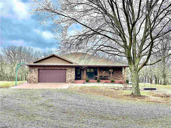 4752 Us Highway 59, Oskaloosa, KS 66066