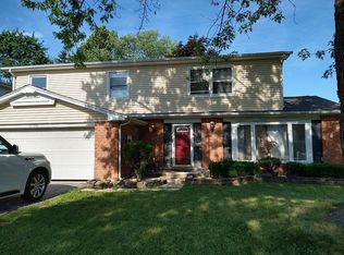 17706 Pebblewood Ln, Hazel Crest, IL 60429