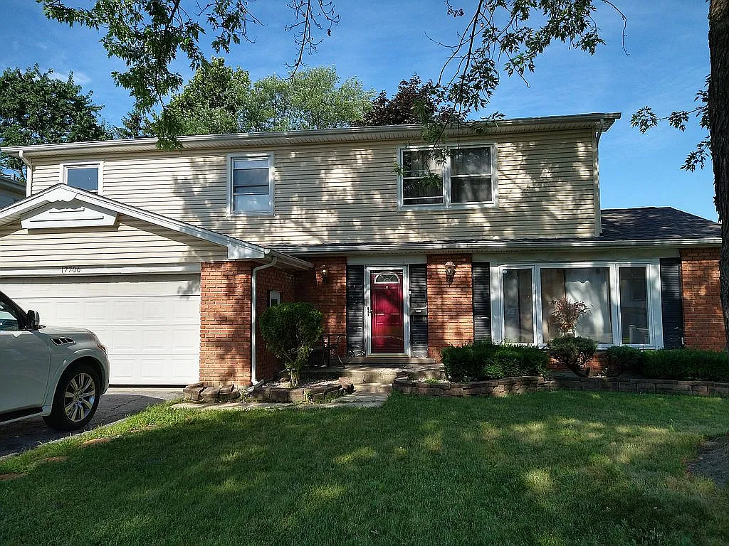 17706 Pebblewood Ln photo 1