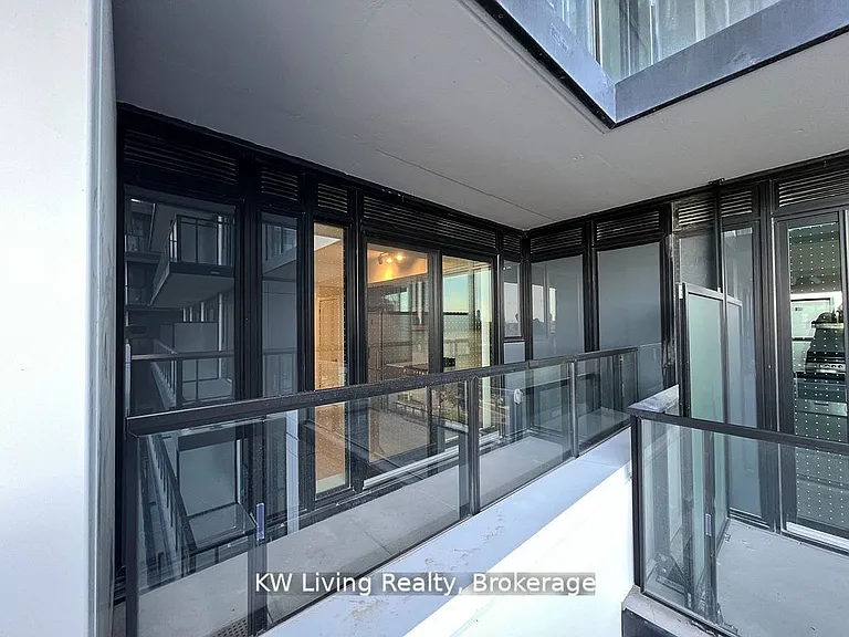 799 The Queensway #605 — Photo 20
