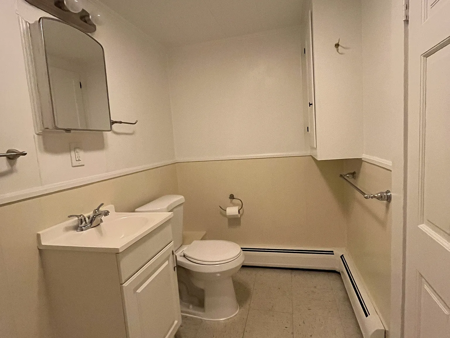14 Maple Street - 3L — Photo 3