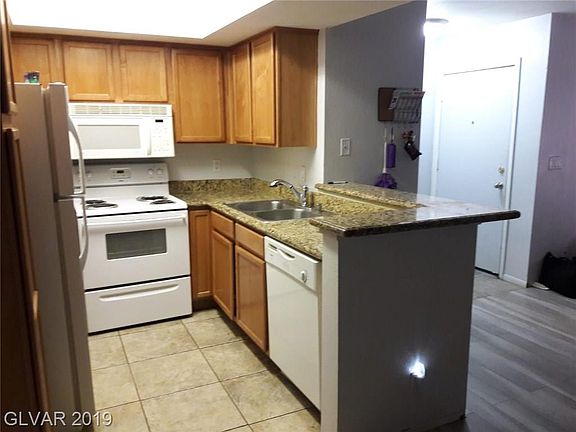 5th image of 1455 E Katie Ave Unit D12