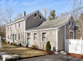 35 Acton Rd, Chelmsford, MA 01824
