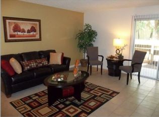 4025 N Fruit Ave, Fresno, CA 93705