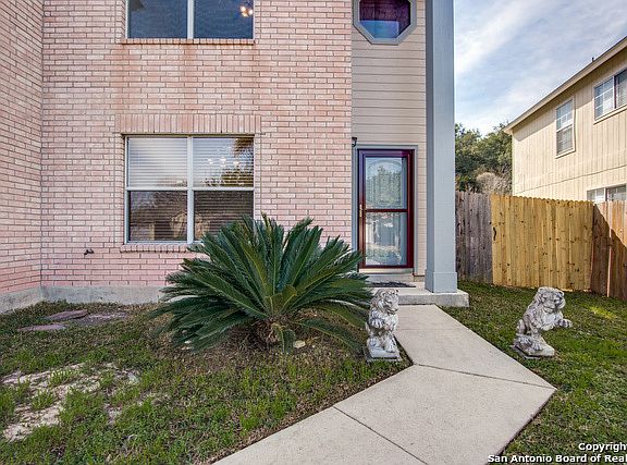 3rd image of 4939 Brianna Pl
