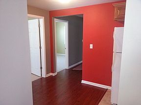 4th image of 617 Morton Ave