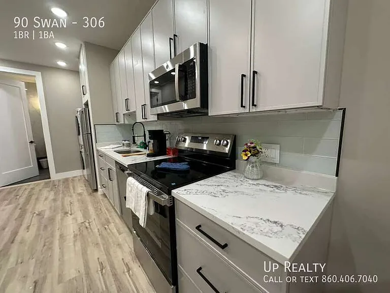 90 N Swan St #306 — Photo 39