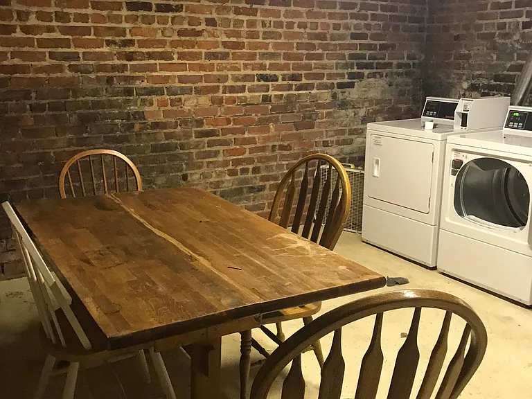 1214 W Franklin St #9 — Photo 12