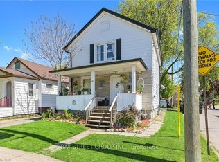 18 Russell Ave, Saint Catharines, ON L2R 1V3