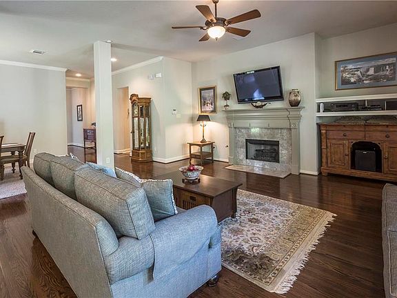 5th image of 26904 Chateau Lake Dr