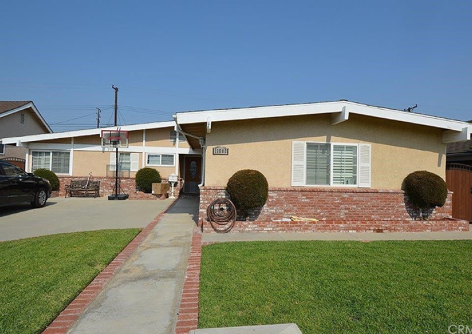 1st image of 11602 Groveside Ave
