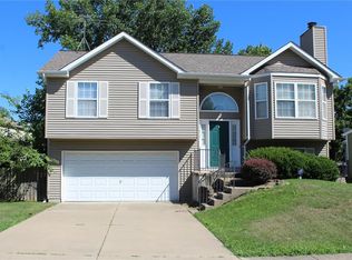 1504 Rutgers Ln, Saint Charles, MO 63303