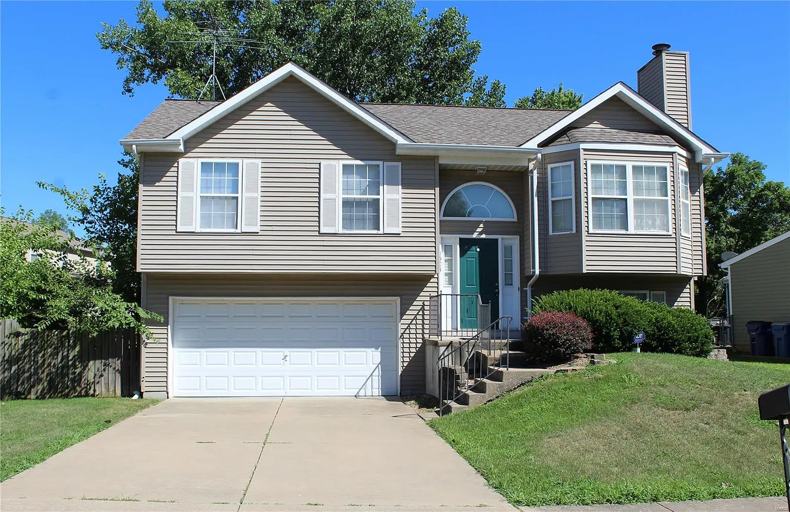 1504 Rutgers Ln photo 1