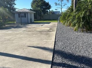 5890 Maplewood Ct, Fort Myers, FL 33905