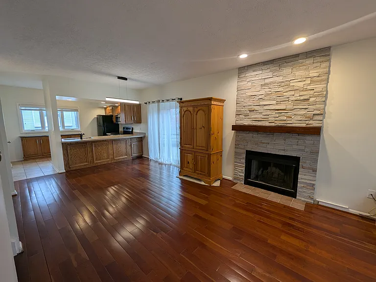 155 Cornhill Pl — Photo 19