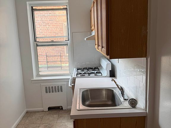 5th image of 8435 Lander St APT 1B