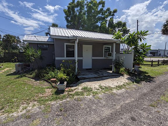 2nd image of 817 Habour City Blvd #2