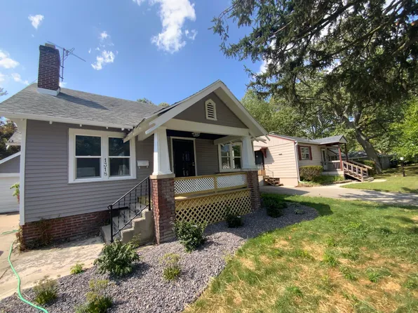 1318 Harmon St, Danville, IL 61832